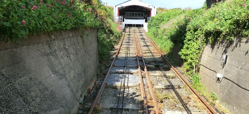Cliff railways and funiculars — Funicular